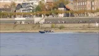 Freizeitspass auf dem Rhein Powerboot Speetboot  und Co