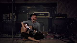 Ulrik Munther - Born This Way (Acoustic Lady Gaga cover)