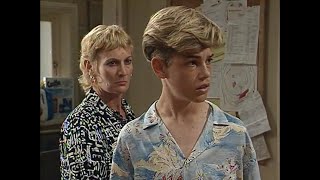 Home and Away - 1991 - Damian Roberts arrives in the bay