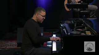Marcus Johnson - "The missing Ingredient" was a little FLO! #piano #pianist #music #musician