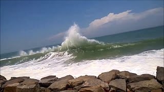 Turbulent sea Midalam, Kanyakumari Dist  HD