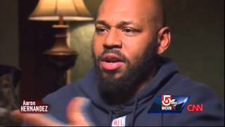 Former teammate of Aaron Hernandez shows support