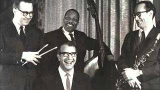 The Duke - The Dave Brubeck Quartet (Live)