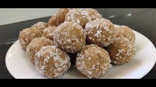 HOW TO MAKE PUFFED RICE BALLS WITH DECICATED COCONUT॥ 90's KIDS FAV😍॥ CRAZY COOKING