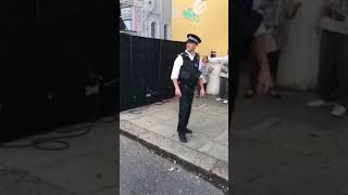 英国皇家警察巡逻精彩街舞表演