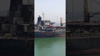 Attack by HOUTHI rebels in red sea#redsea #GulfofAden #HouthiRebels #houthiattack #bulkship