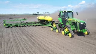 John Deere 8RX + Unique 24 ROW Planter in FRANCE !! XXL 😱 100% JOHN DEERE | SEEDING 2021