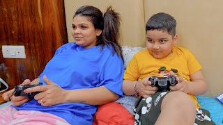 Playing WWE With Mom || Chiku Malik Vlogs