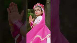 Krishna bhagwan ki Puja Ek Chhoti bacchi karte hue#shortsvideo #viralvideo #trendingshortsvideo