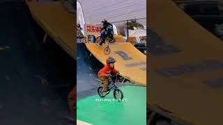 bmx bmx小轮车 儿童平衡车 专业动作请勿模仿 儿童自行车 14寸时期真萌