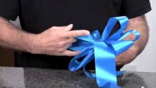 How to tie a floral bow for a wreath or garland