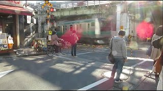 山手線内回り線路切換工事で割りを食ってる踏切【代々木駅】