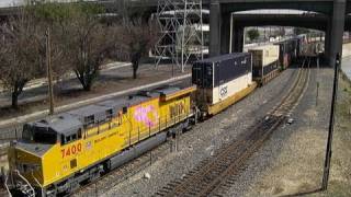 Union Pacific ZLCLT with UP7400 (Susan G. Komen)