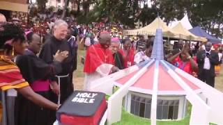 OLUKUNG’AANA LW’ABEPISIKOOPI:  Ba Bishop bakyaluka, Munyonyo kati Basilica