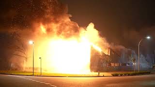 30-12-2024 Waalwijk Elzenweg zeeg grote brand voormalig Schoenenmuseum brandstichting