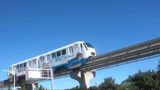 【HD】1000形ゆいレール那覇空港行(奥武山公園到着) Form 1000 Yui Rail for Naha Airport Arriving at Onoyama Park