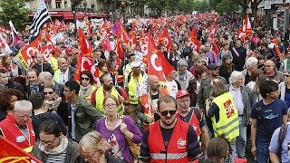 Manifestation contre la loi travail : volte-face du gouvernement français