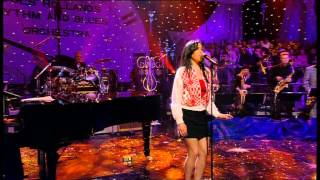 Amy Winehouse   Teach Me Tonight live at Jools Holland '04)