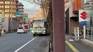 防長交通路線車(新山口駅行き)・下湯田バス停を発車