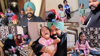 ਅੱਜ ਬੱਚਿਆ ਨੇ ਰਲ਼ ਕੇ ਘੇਰ ਲਿਆ ਮੈਨੂੰ 🤩🤩| ਗੁਰਬੀਰ ਤੇ ਜਸਲੀਨ ਦਾ ਪਿਆਰ ਬੜਾ 😍| vlog