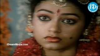 Rudraveena Movie - Shobana, Chiranjeevi Emotional Scene