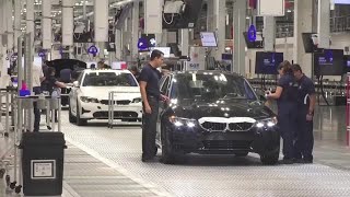 BMW's third-quarter operating profit down 61% | REUTERS