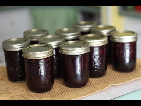 How to Make Blueberry Jam- LOW SUGAR RECIPE How to Make Blueberry Jam- LOW SUGAR RECIPE