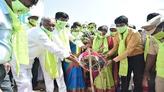 వర్షాన్ని డబ్బుతో కొనలేం.. ఆర‌వ విడుత హరిత హారంలో మంత్రి వేముల... | Minister Vemula Prashanth Reddy