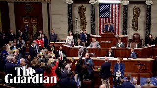 Moment US House approves $61bn military aid package to Ukraine