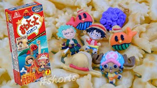 おっとっとをあの仲間たちに変身させてみた🏴‍☠️ Icing ONE PIECE on tiny snack  #shorts