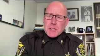 Missouri sheriffs accuse Dept. of Corrections of catch and release; state says it`s following the la