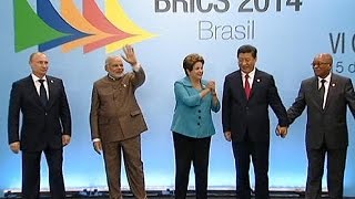 Οι χώρες BRICS φτιάχνουν τη δική τους τράπεζα