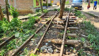 PART 8 ! STASIUN KERETA INI TERMASUK YANG AKAN DIAKTIFKAN TAPI HANYA MENYISAKAN REL TUA.