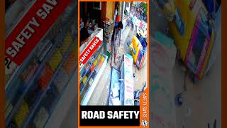 🛣️சாலை பாதுகாப்பு உயிர் பாதுகாப்பு📝 |⚠️ Road Safety Awareness 👷|🕵️Safety Saves🎙️| #shortsfeed