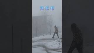 بازم برف درروستامون🌨️🌨️👍