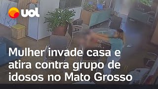 Mulher armada invade casa e atira contra grupo de idosos no Mato Grosso; vídeo flagra ação criminosa