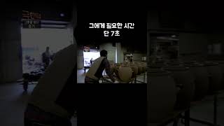 장인의 손에서 순식간에 피어나는 난초 한 포기 #Shorts #Shorts #골라듄다큐