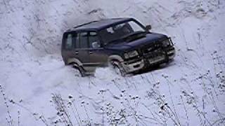 Opel Monterey(Isuzu Trooper) in deep snow