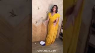 Alia Bhatt Sensual Dance Tip Tip Barsa Paani Yellow Saree  hd