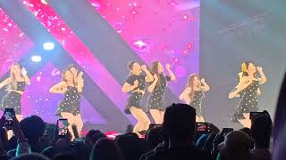 [Fancam] 190929 fromis_9 - LOVE BOMB ( SKF 2019 JAKARTA )