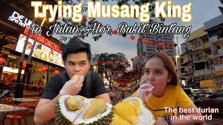 Trying Malaysia's Musang King Durian in Jalan Alor, Bukit Bintang | Filipino in Malaysia