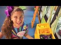 mileninha finge brincar de fazer compras kids pretend play buy supermarket fruits