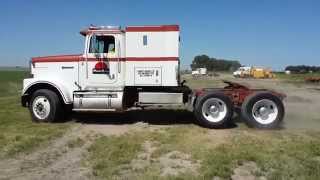 Big Iron Online Auction, 1987 International Truck, Sells September 2, 2015