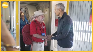 Obama surprises veterans arriving on Honor Flight to DC