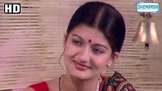 Romantic Scenes from classic Hindi movie Griha Parvesh - Sanjeev Kumar - Sharmila Tagore - Sarika