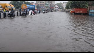 ஸ்தம்பித்தது சென்னை.. பல மணி நேரமாக புரட்டி அடித்த பேய் மழை.. வீடியோ