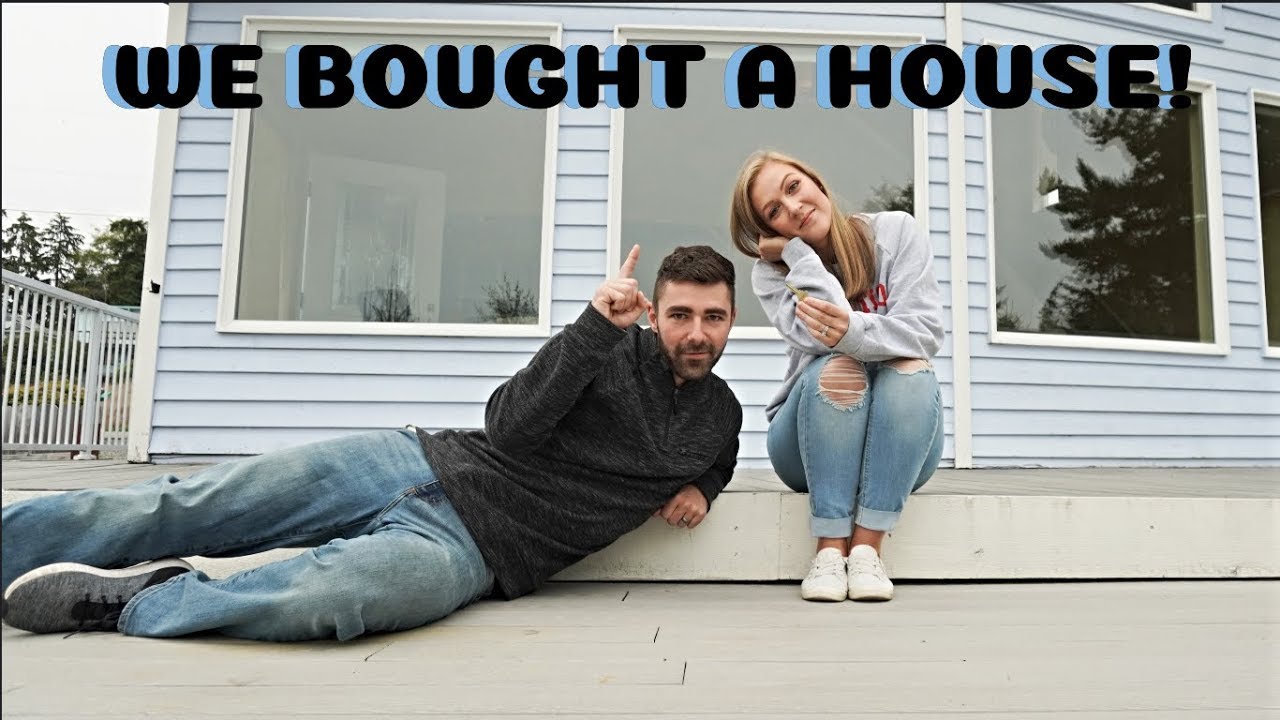 WE BOUGHT OUR FIRST HOUSE! || Moving Vlog - YouTube