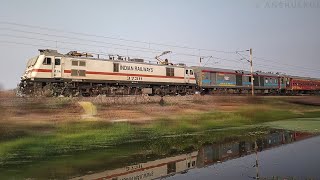 130 Kmph Train From Prayagraj ll Udhampur Express ll High Speed Show ll Indian Railways