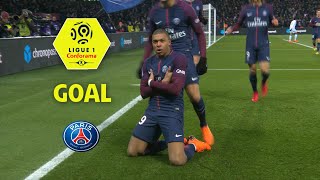 Goal Kylian MBAPPE (10') / Paris Saint-Germain - Olympique de Marseille (3-0) / 2017-18