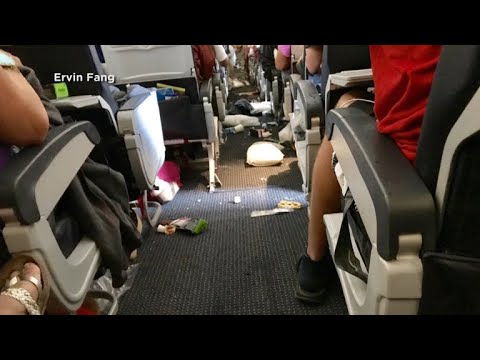 Severe Turbulence Terrifies Passengers - YouTube